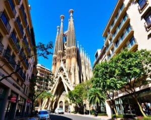 Barcelona: Entdecken Sie die Stadt auf einer architektonischen Tour