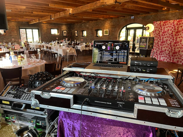 https://discjockey-frankfurt.de/index.html
